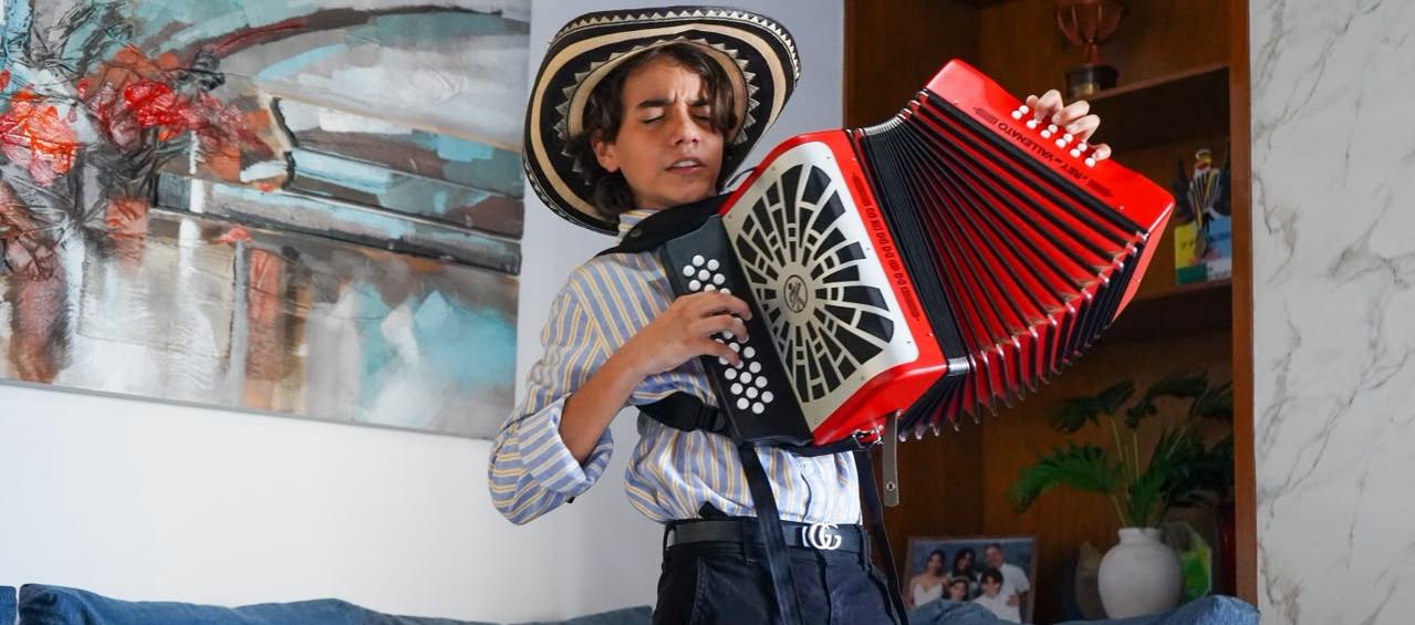 Aram Calderón, Rey Momo infantil del Carnaval de la 44-2027. 