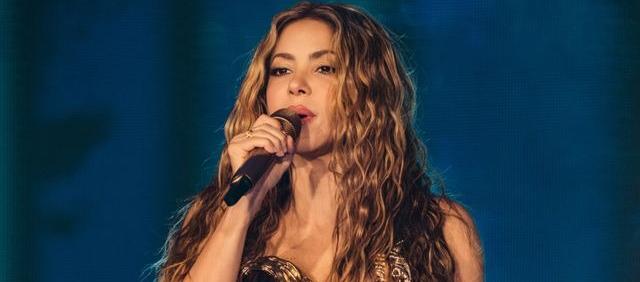 Shakira con uno de los doce vestuarios que utilizó en sus conciertos en Madrid. 