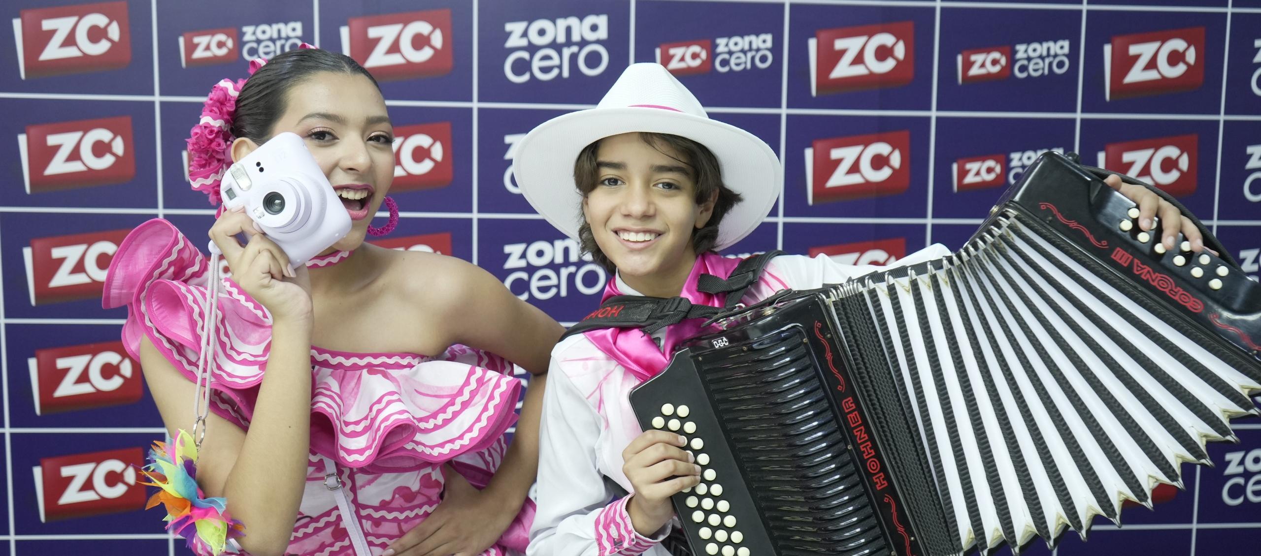 Luciana Flórez y Aram Calderón. 