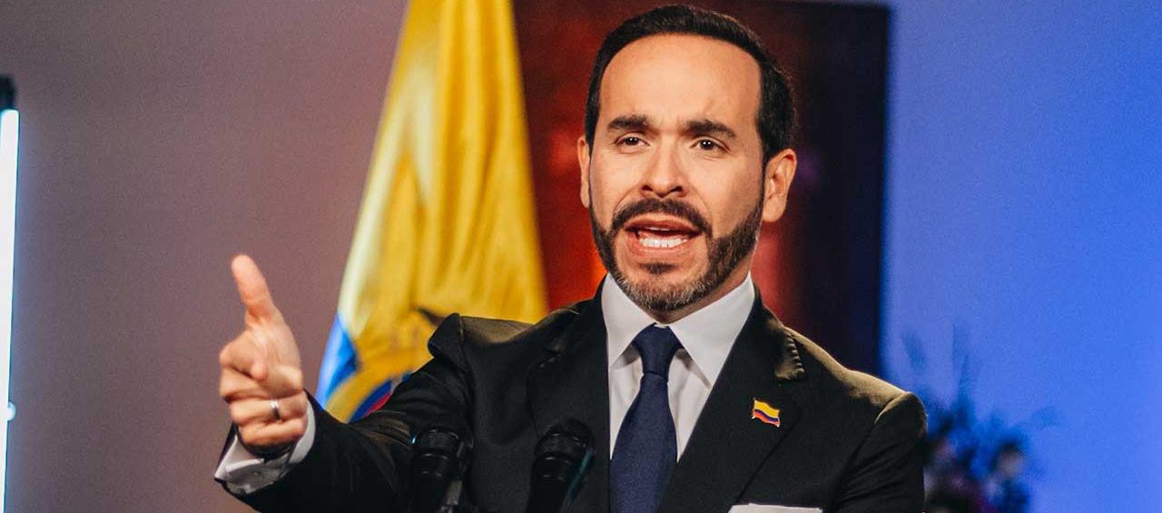 El Presidente de la República, Abelardo De La Espriella.