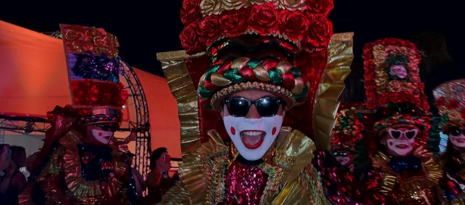 Danza del Congo Grande abrió el desfile en el Macondo Park, la residencia de Shakira. 