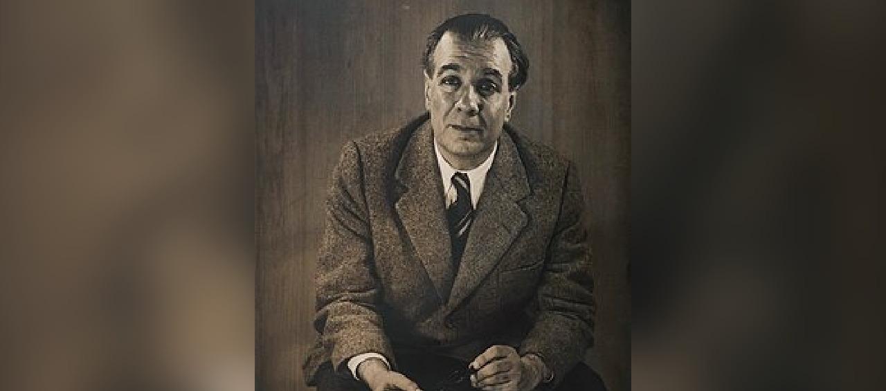 Jorge Luis Borges, cuentista, poeta y ensayista argentino. 