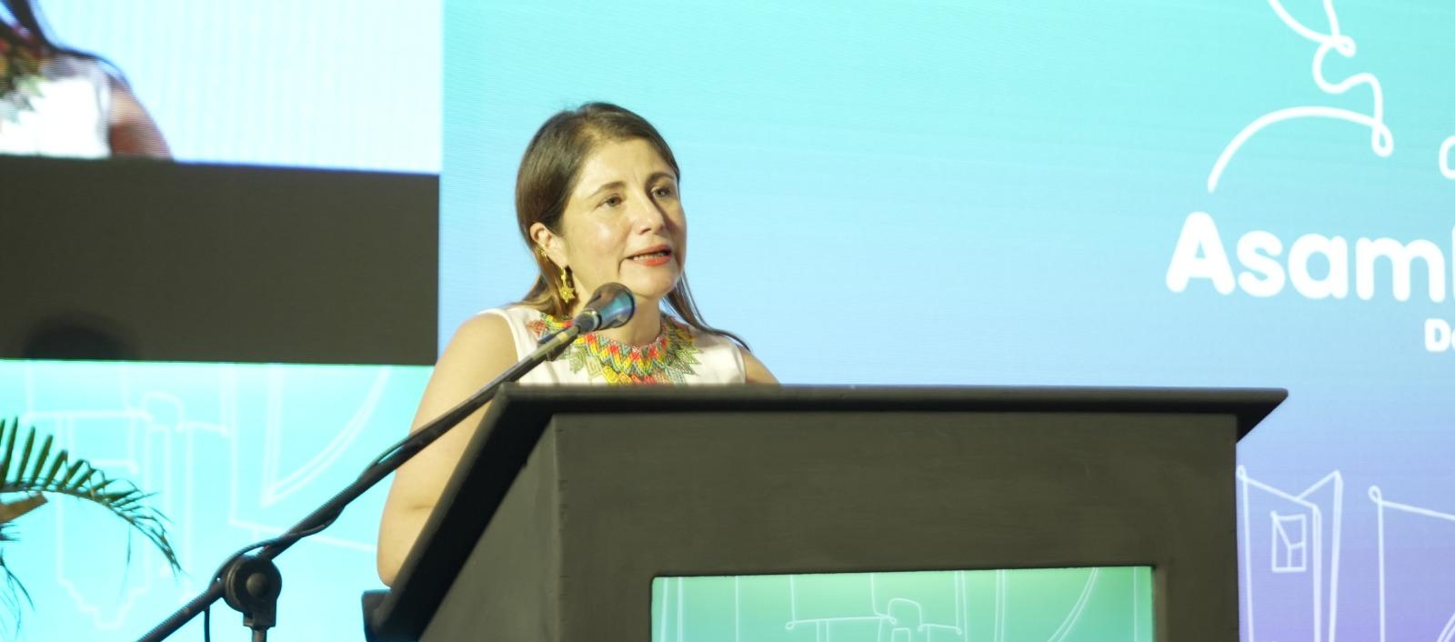 Iris Marín, Defensora del Pueblo.