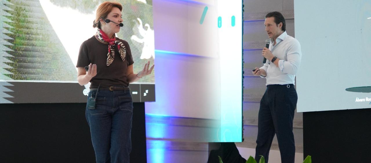 Los SharThank Juliana Barreto y Álvaro González dieron inicio a la macrorrueda de negocios