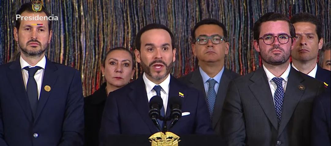 Abelardo De La Espriella al final del Consejo de Ministros