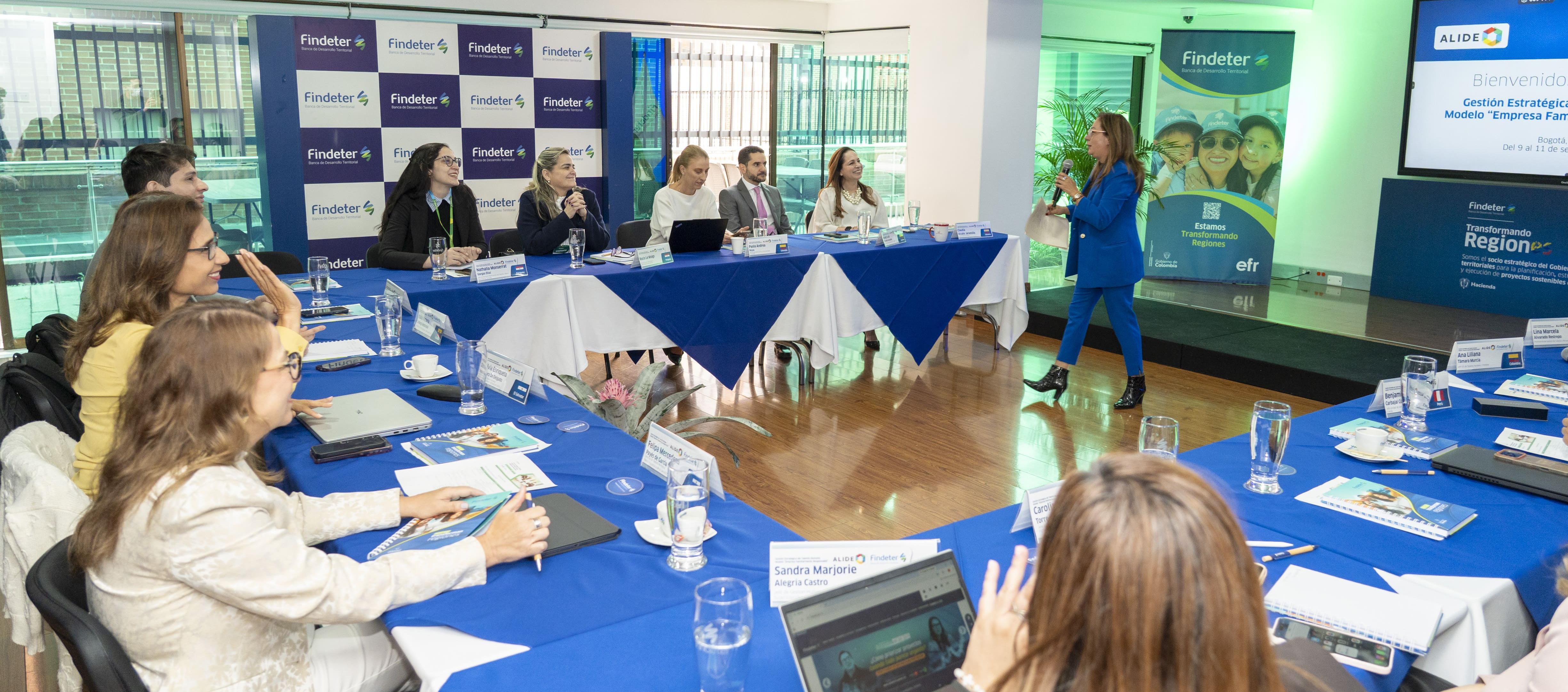 Alide y Findeter realizaron la pasantía internacional 'Gestión estratégica del talento humano'.