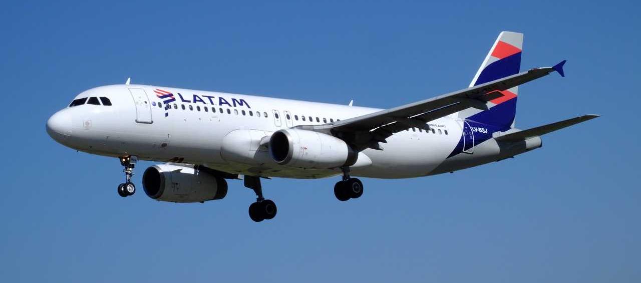 Avión de Latam.