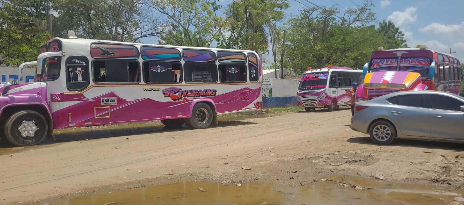 Buses de Riomag sin operar. 