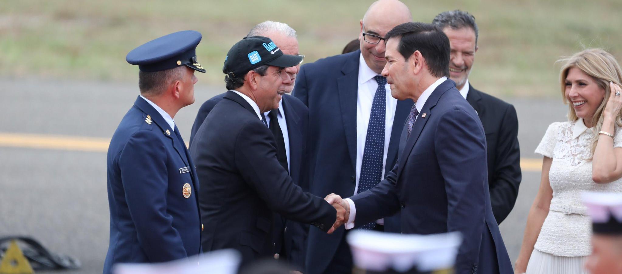 El Alcalde de Barranquilla, Alex Char, y el secretario de Estado de Estados Unidos, Marco Rubio.