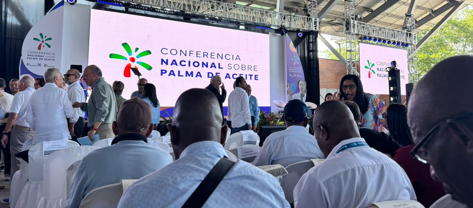 Conferencia Nacional sobre la Palma de Aceite.