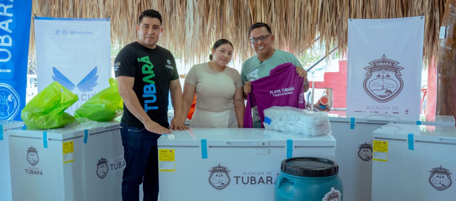 Entrega de dotación y otras herramientas a caseteros. 