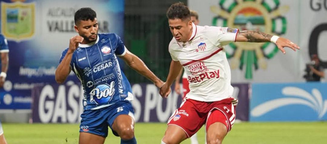 Guillermo Paiva fue uno de los peores del partido.