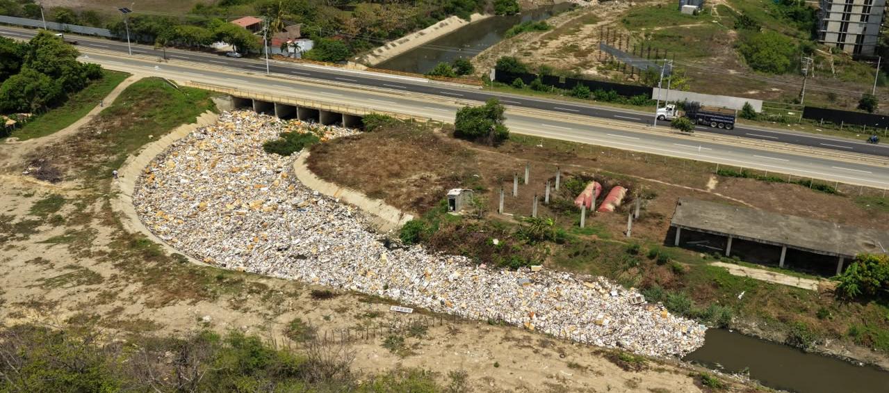 Imagen aérea del arroyo León después de las lluvias registradas el pasado lunes.