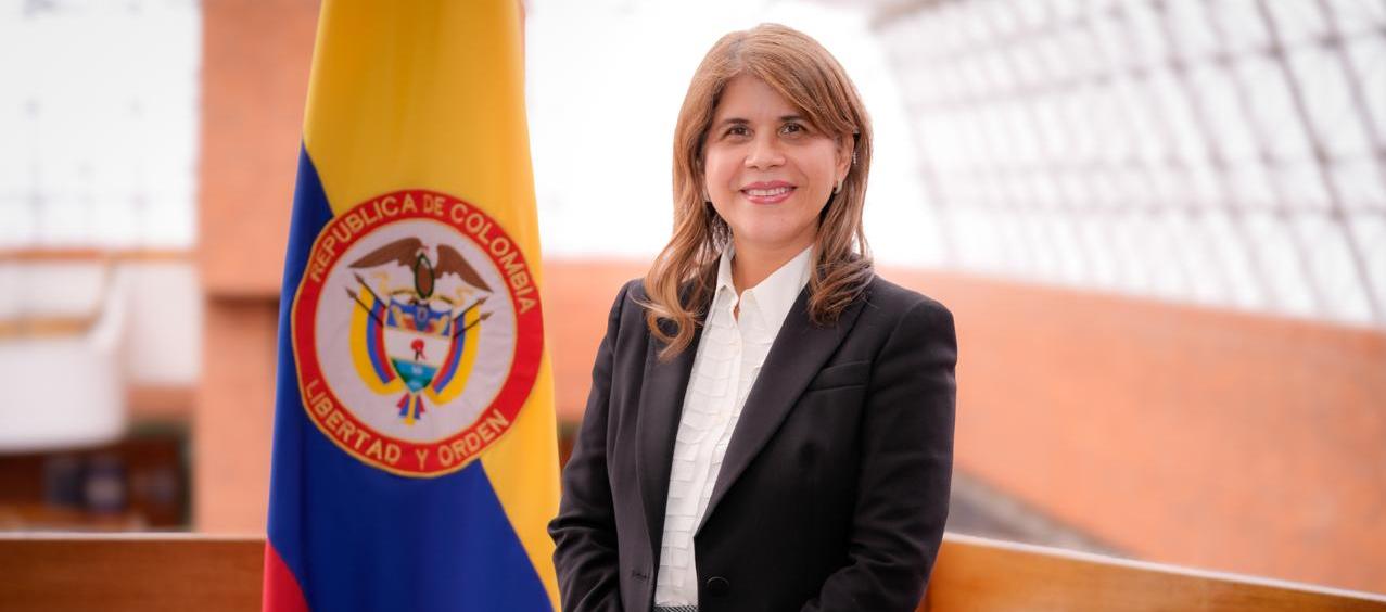 Julia Eva Pretelt, Superintendente de Sociedades.