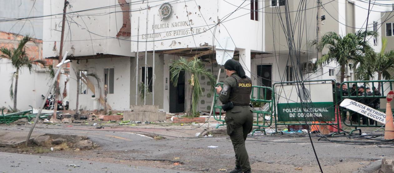 Así quedó la estación de Policía.