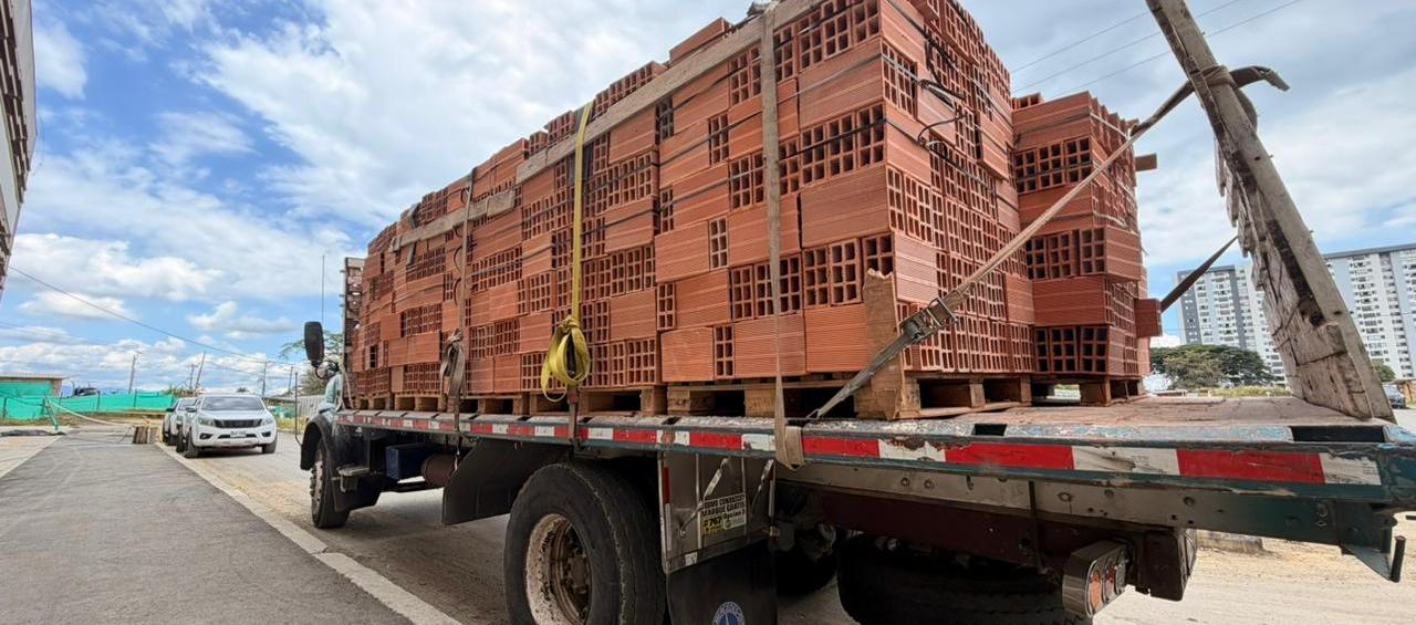 Los ladrillos serán utilizados en los trabajos de reconstrucción de las viviendas afectadas. 
