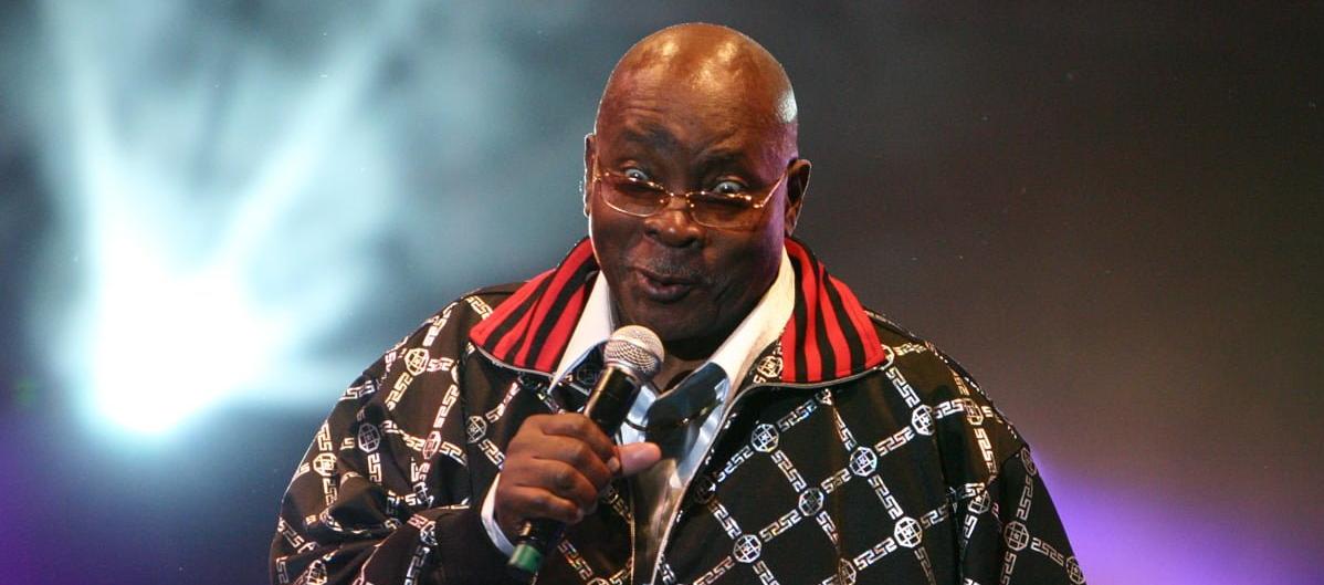 Mighty Sparrow, cantante de caalipso originario de Trinidad y Tobago.