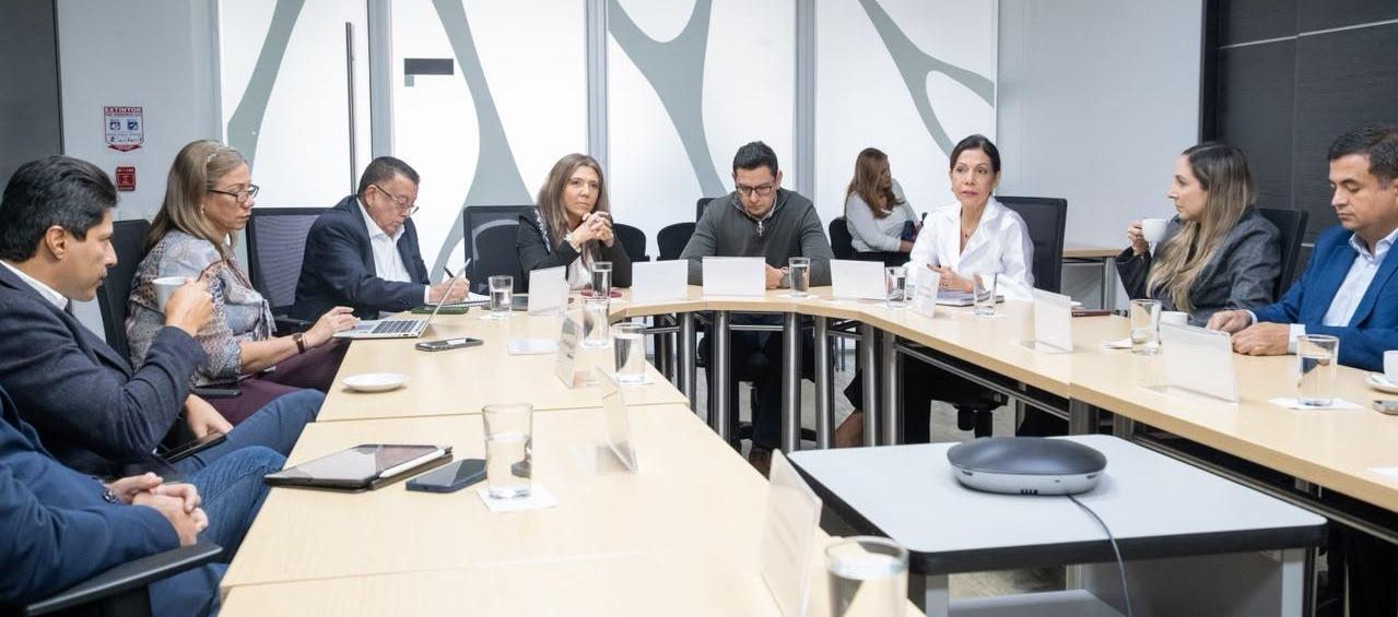 Reunión de Personeros de la Costa con Comisionados de la CREG