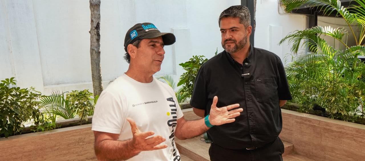 El Alcalde de Barranquilla, Alex Char, y el director del Sena, Fray Ricardo Torres.