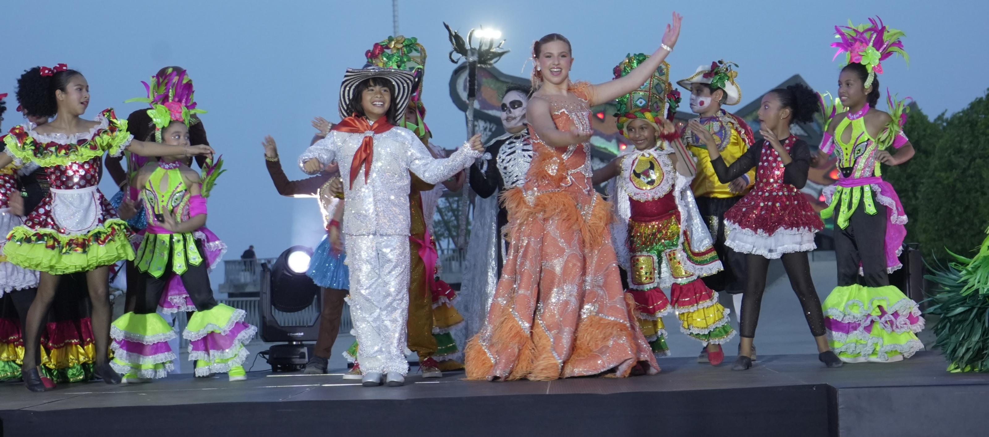 Los Reyes del Carnaval de los Niños, Pedro Fandiño e Isabella Daes.