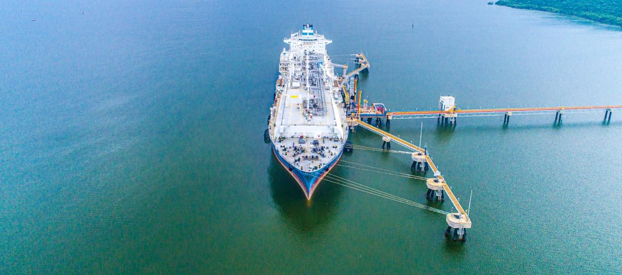 Regasificadora SPEC LNG.