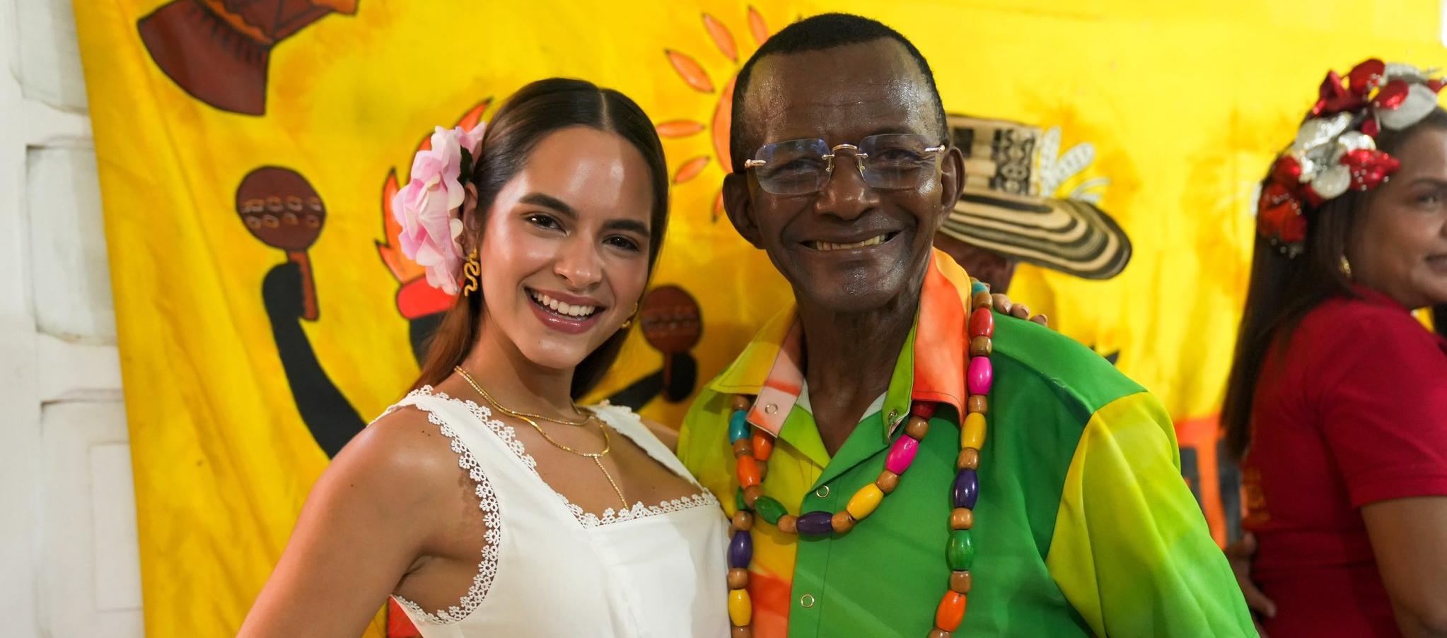 La Reina Salwa Maloof Habib y el Rey Momo Abraham Cáceres.