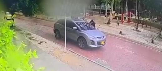 Vehículo de hombre herido en atentado en el norte estaba estacionado.