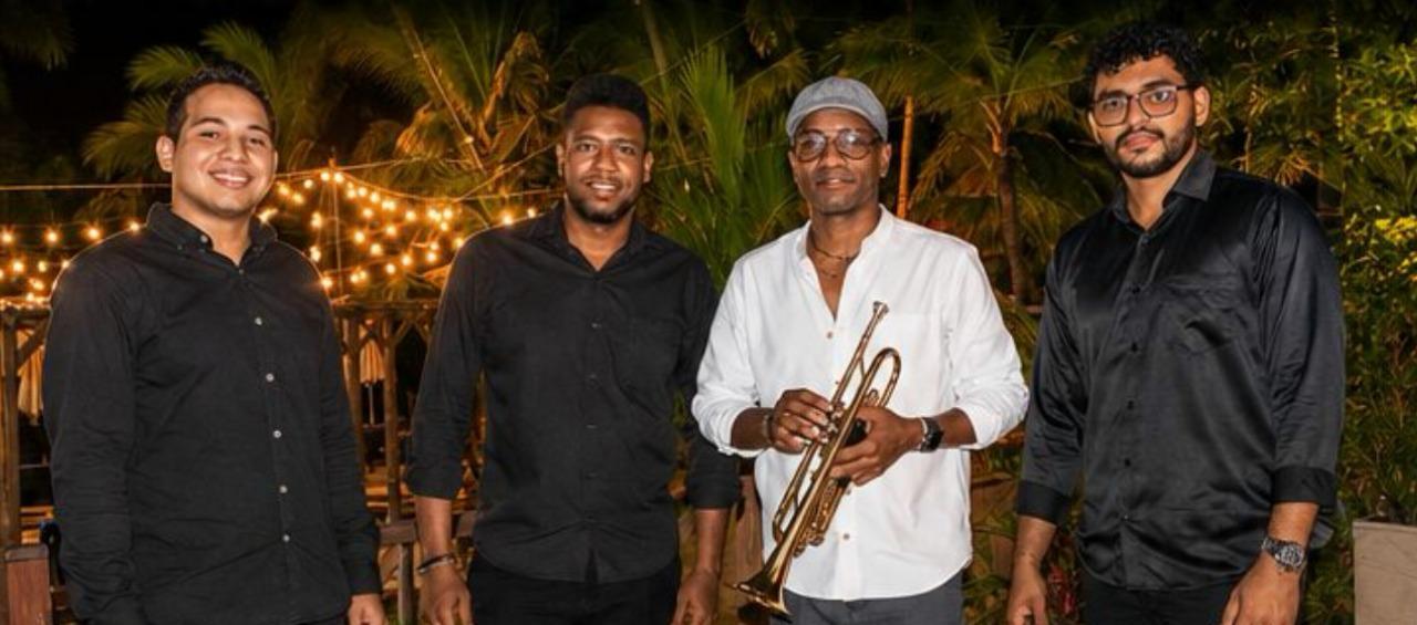 'Los Hermanos Márquez y su son de Cuba'.