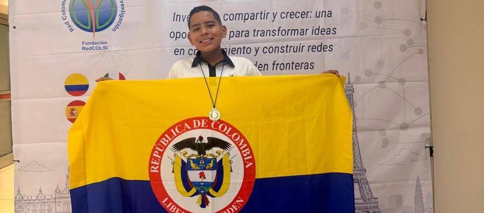 Luis Santiago Martínez.