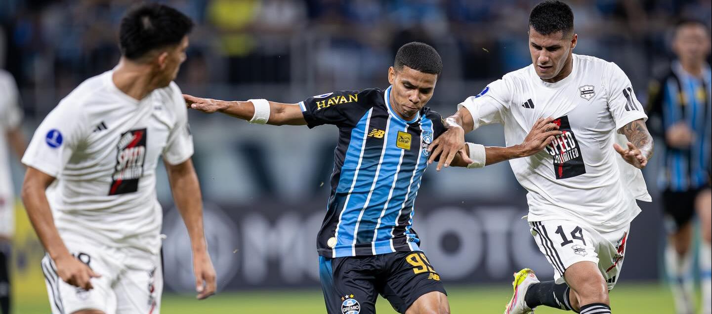 José Enamorado, jugador de Gremio de Porto Alegre.