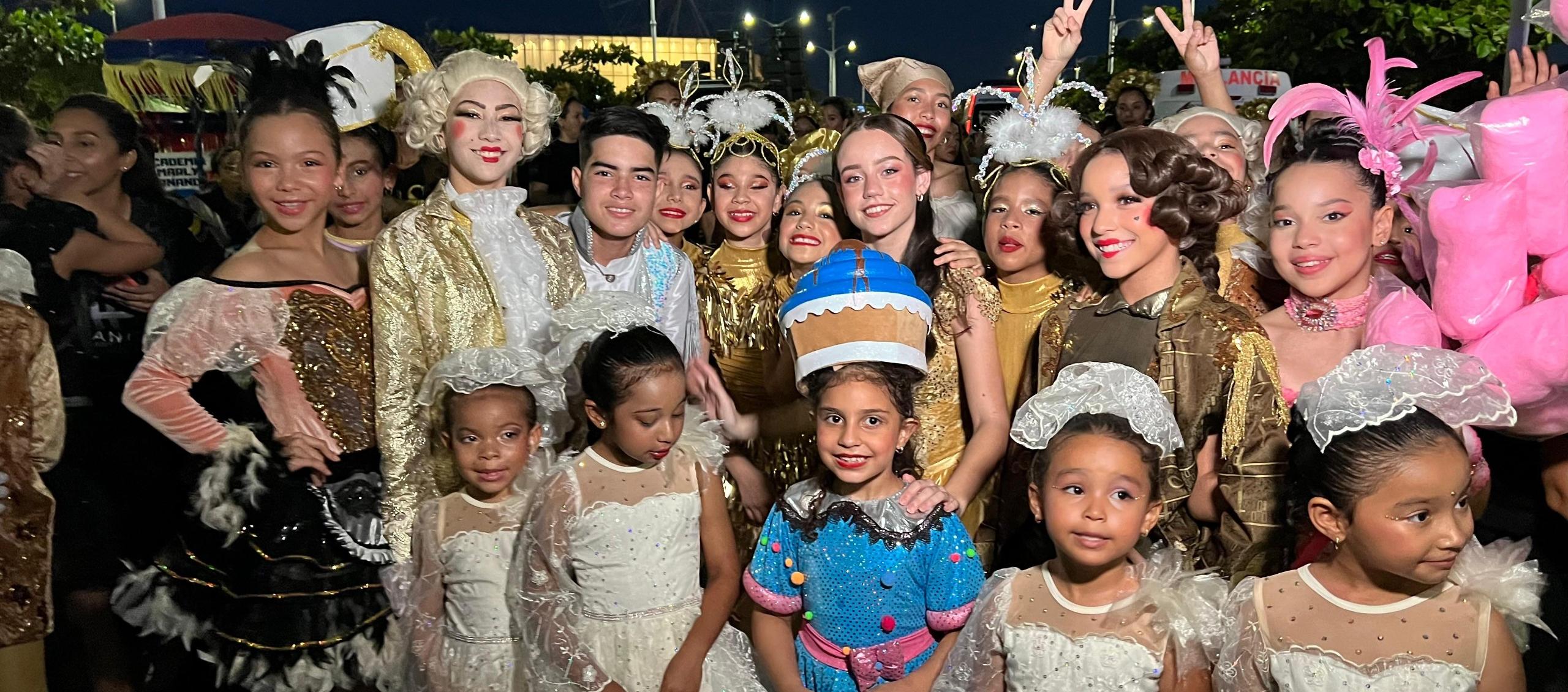 En el desfile de Cantores Killeros cualquier niño puede ir disfrazado. 