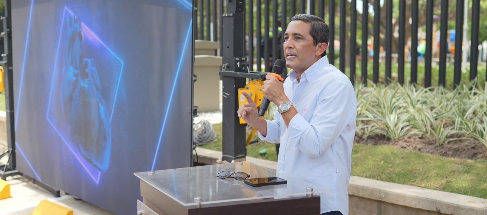 Pedro Lemus, 