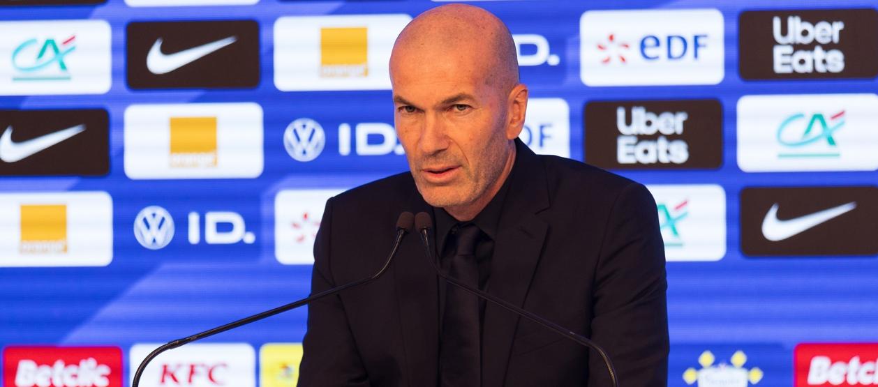 Zinedine Zidane, entrenador de la selección francesa. 