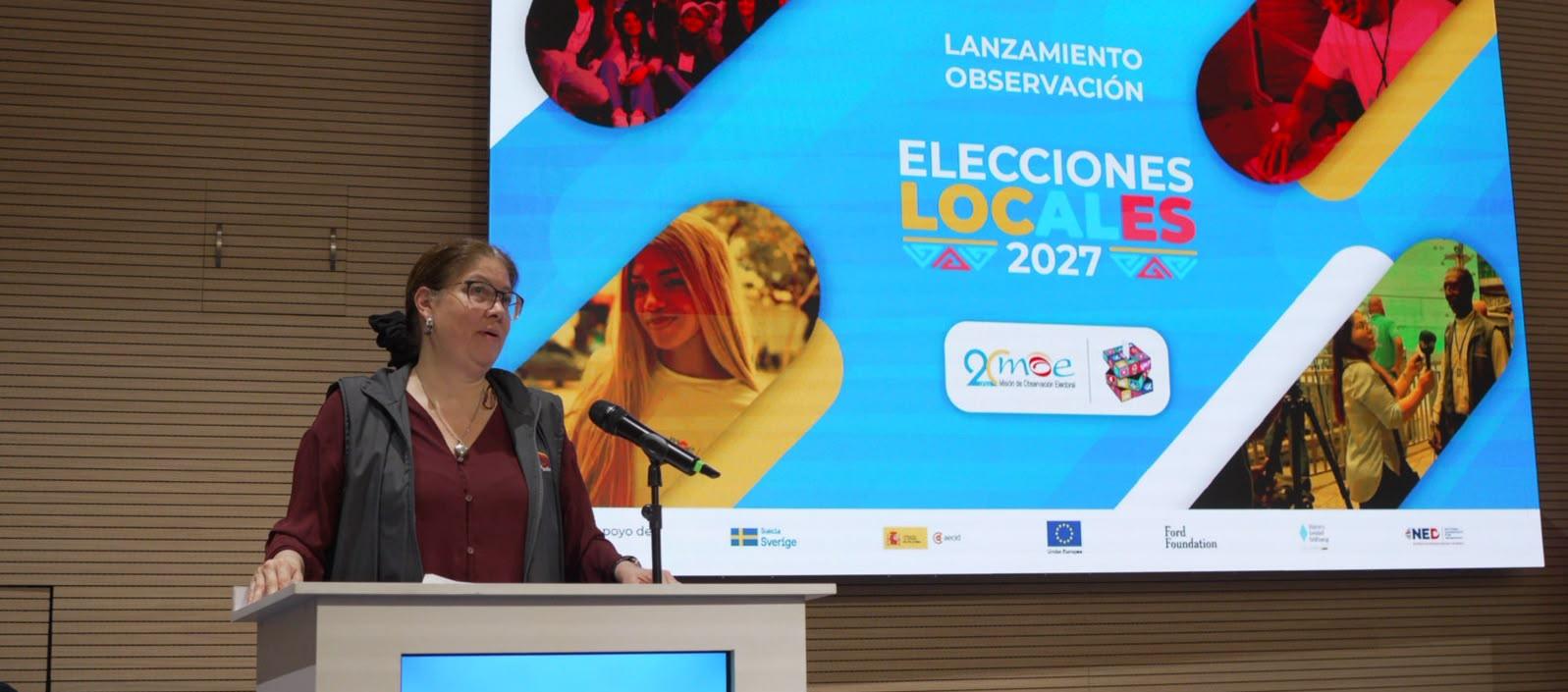 Alejandro Barrios, directora de la MOE.