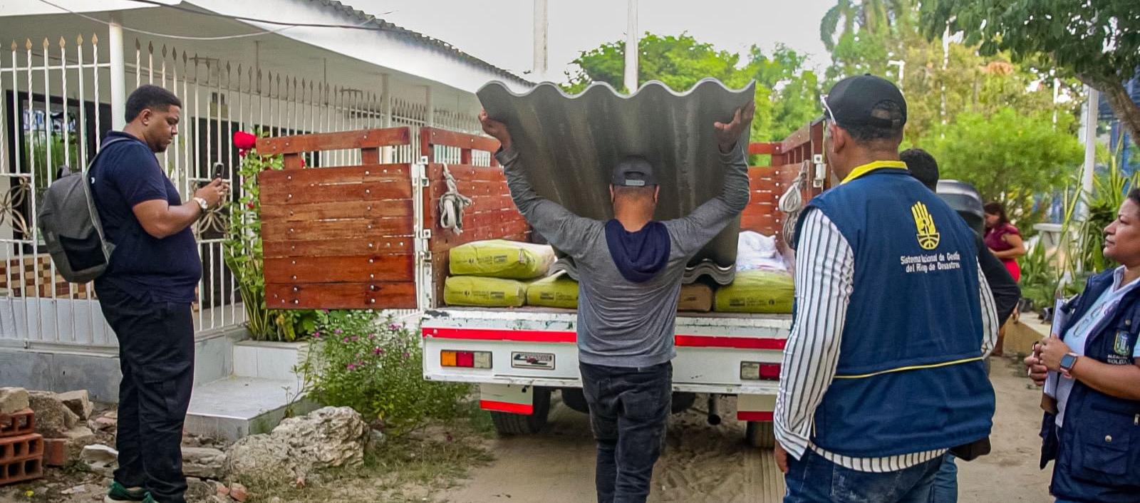 Los materiales entregados por la Alcaldía a la familia afectada. 