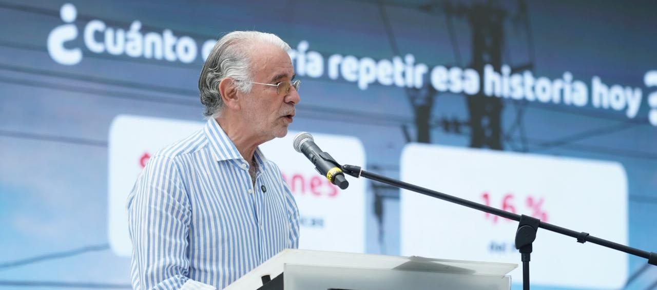 Eduardo Verano, Gobernador del Atlántico. 