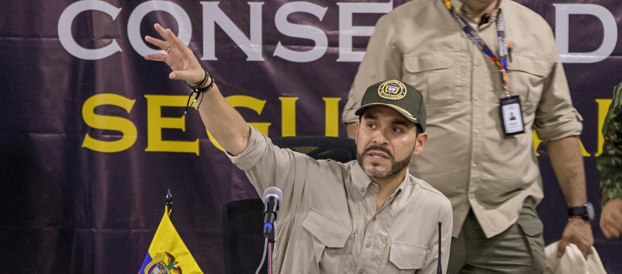 El Presidente Abelardo De La Espriella en consejo de seguridad en Sucre.