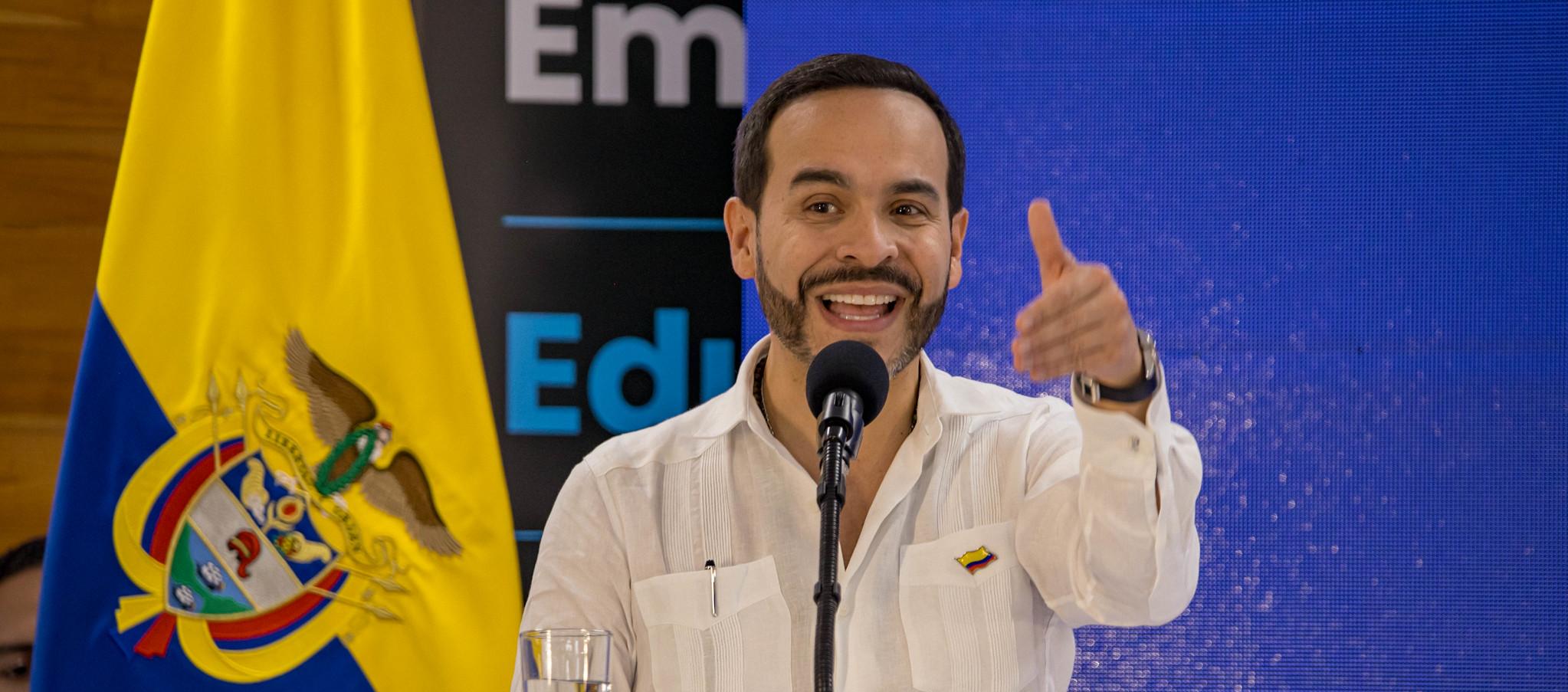El Presidente Abelardo De La Espriella.