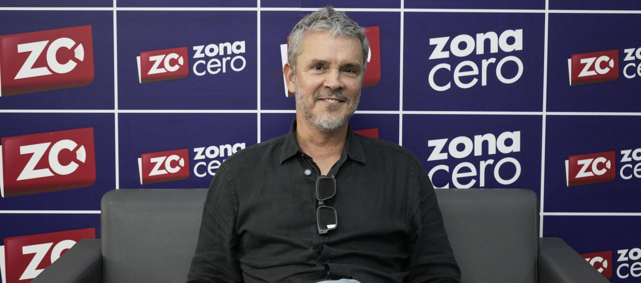 El artista samario Guillo Vives. 