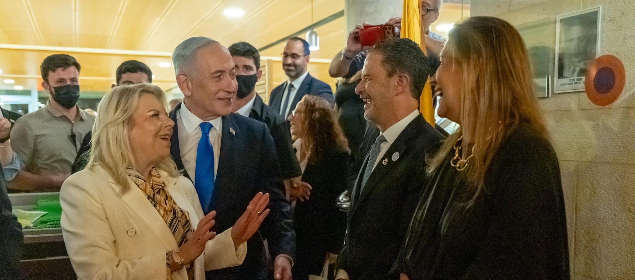 El primer ministro de Israel, Benjamín Netanyahu, y el Canciller de Colombia, Omar Bula.