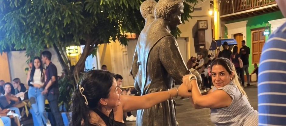 Turista que dañó figura del Cura Umaña. 
