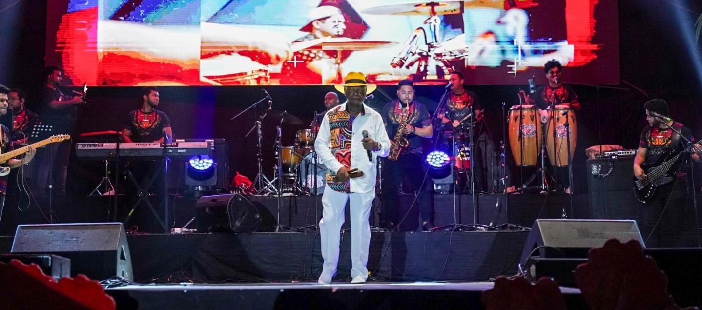La Banda de Haití es la invitada a la sesión especial de 'Amigos de la música', en homenaje a Edwin Madera.