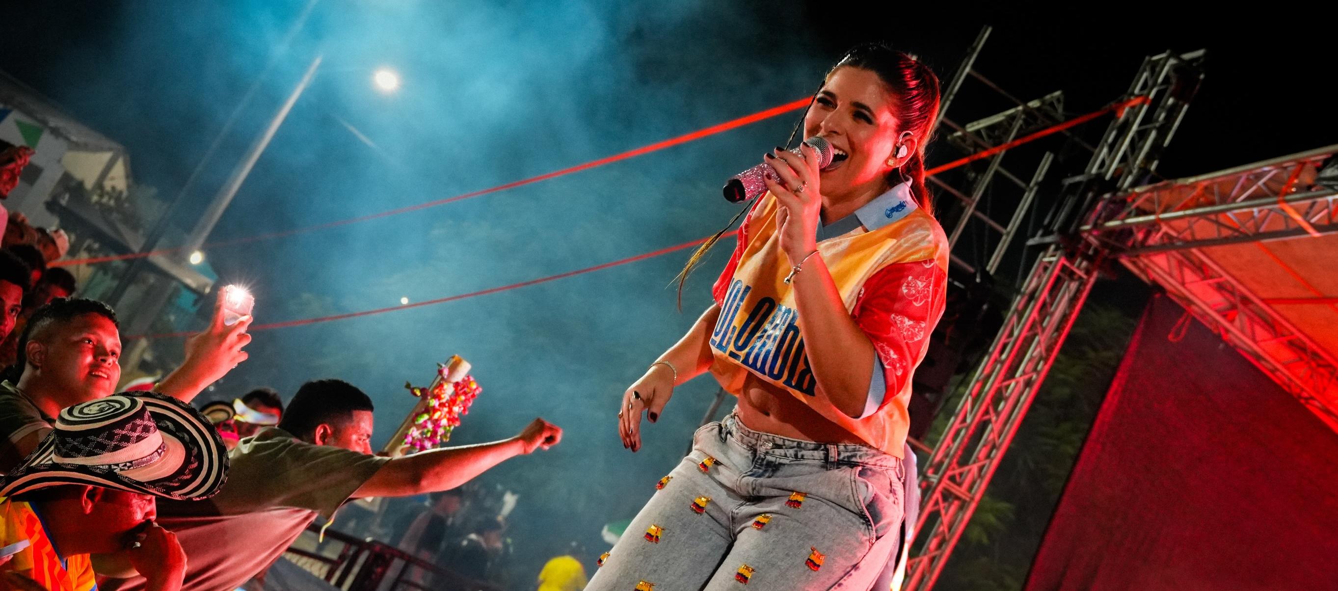 La cantante sincelejana Fer Bustillo.