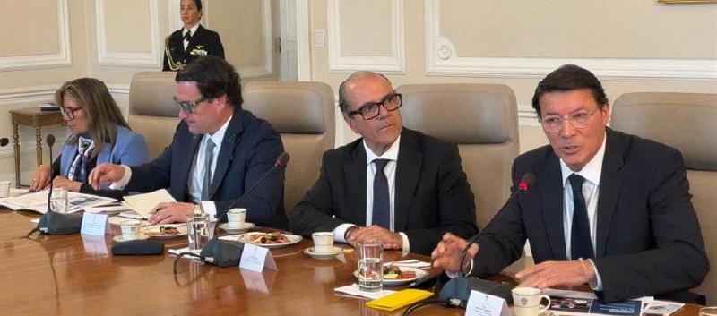 La Fiscal General, Luz Adriana Camargo; el ministro de Justicia, Iván Cancino; y el Registrador, Hernán Penagos.