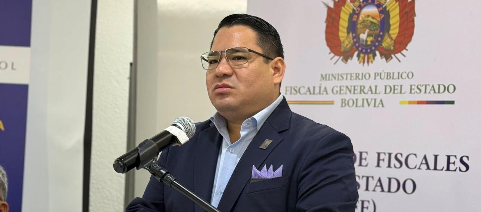 Roger Mariaca.