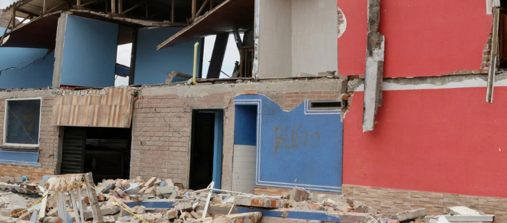 Algunos daños que se registraron tras el terremoto del 10 de agosto. 