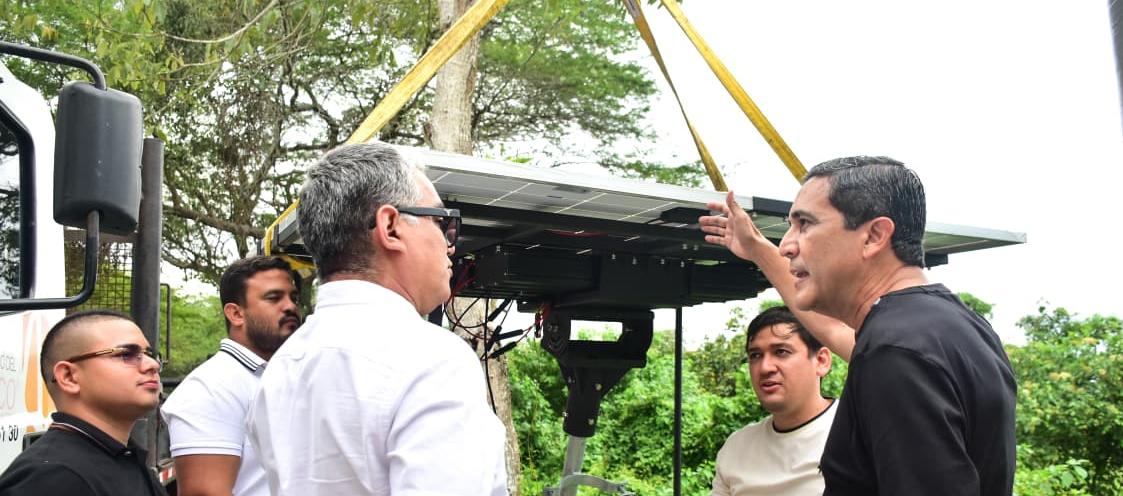 Secretario General del Atlántico, Pedro Lemus, durante la visita a Sabanagrande. 
