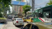 Movilidad en la carrera 49C con 82.