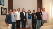 El Alcalde Alex Char reunido con las autoridades del evento.