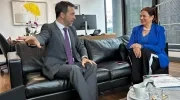 La MinTIC designada con el representante del Banco Interamericano de Desarrollo (BID) en Colombia.